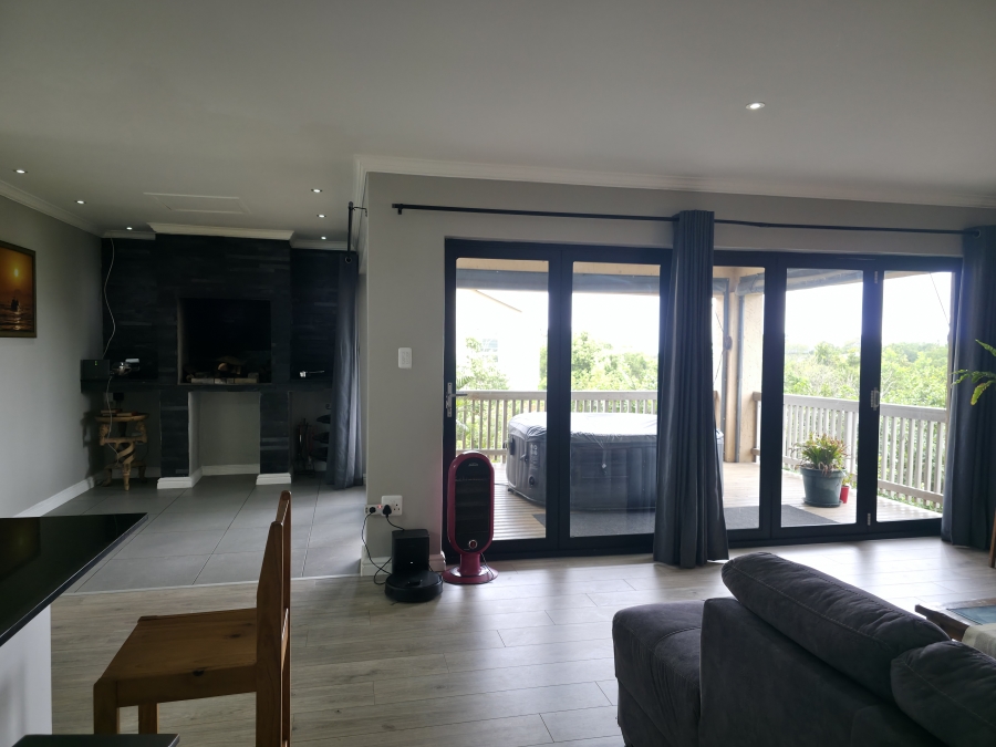 2 Bedroom Property for Sale in Noorsekloof Eastern Cape